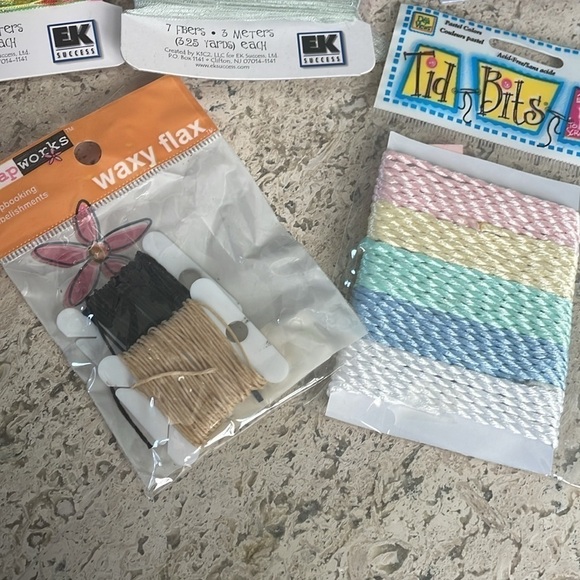 Scrapbooking, embellishments, fun fibers bundle - Picture 5 of 6